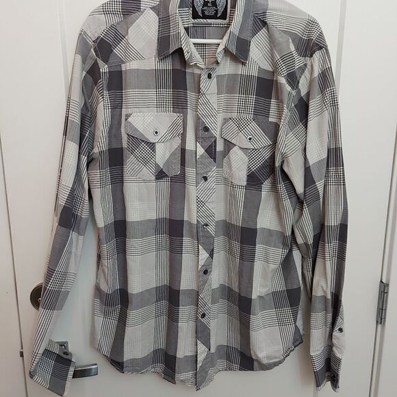 EIGHTY eight Button down shirt - Picture 2 of 4